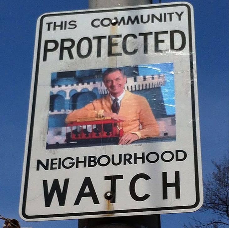 Мой сосед Торонто. Neighbourhood watch. Соседский надзор neighborhood watch. Neighborhood watch.