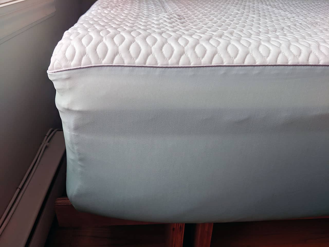 Ver-Tex Mattress Protector review side photo