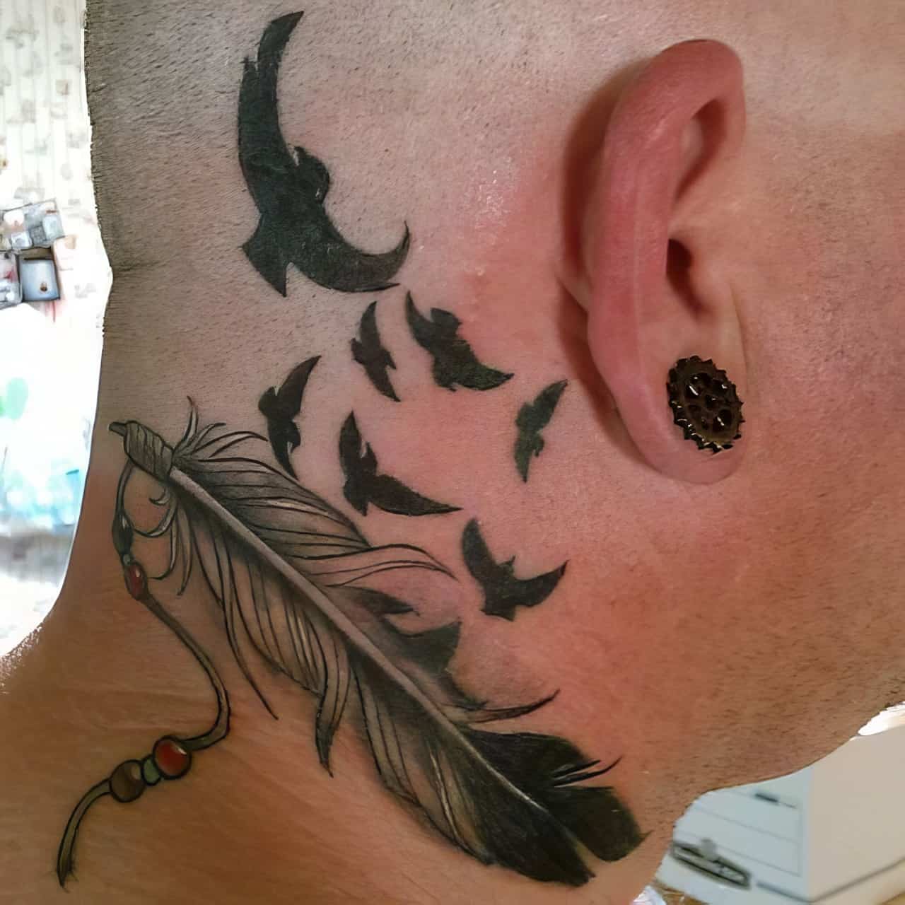Feather tattoo | Tatueringsbläck, Kroppskonst, Tatueringsidéer
