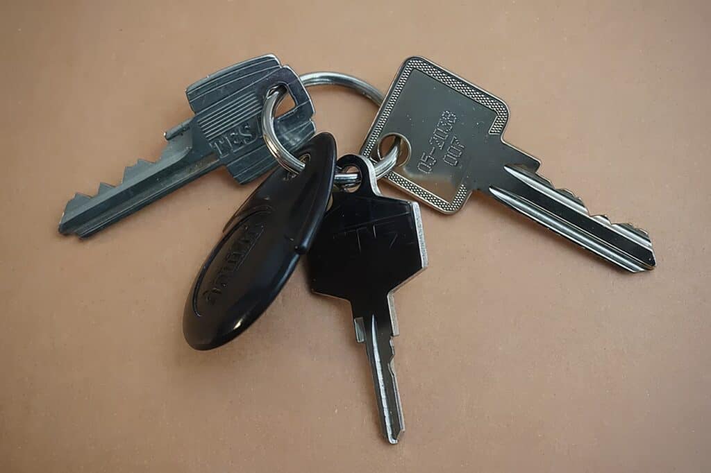 What Does a Safety Deposit Box Key Look Like 3