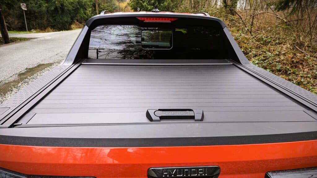 2025 Hyundai Santa Cruz Tonneau Cover